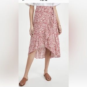 Rails Women’s Skirt Size XS Scarlet Camellia Floral Neptune Ruffle Floral Wrap